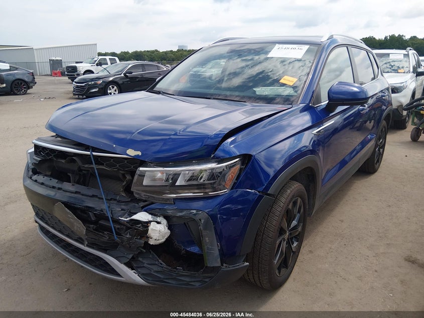 2022 Volkswagen Taos VIN 3VVLX7B25NM079610 IAAI salvage auction — FRONT END, Wait Title, sold $7,000 on 2026-08-02 (photo 6)