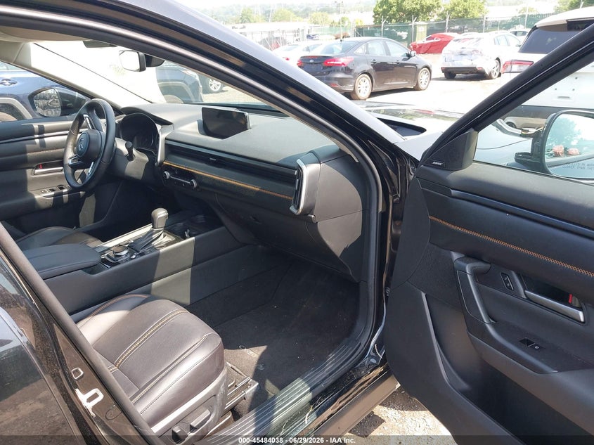 2025 Mazda Cx-50 VIN 7MMVAADW6SN131334 IAAI salvage auction — RIGHT SIDE, Clear (Illinois), sold $16,100 on 2026-07-10 (photo 5)