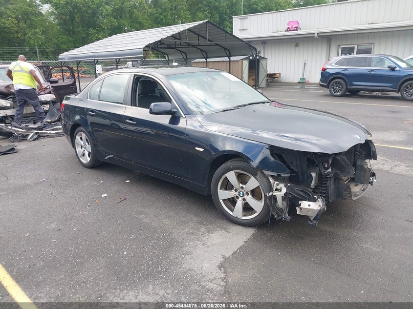 2007 BMW 5er VIN WBANF33547CW70881 IAAI salvage auction — FRONT END, Salvage (Connecticut), sold $350 on 2026-07-23 (photo 1)