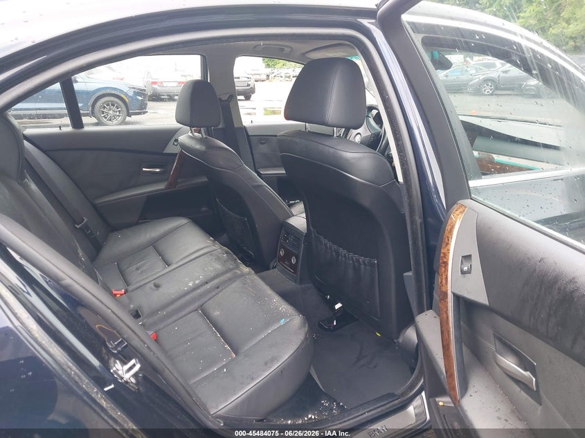 2007 BMW 5er VIN WBANF33547CW70881 IAAI salvage auction — FRONT END, Salvage (Connecticut), sold $350 on 2026-07-23 (photo 8)