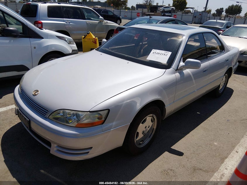 1994 Lexus Es 300 VIN JT8GK13T9R0057121 IAAI salvage auction — NORMAL WEAR, Clear - Dealer Only (California), sold $2,150 on 2026-07-07 (photo 2)