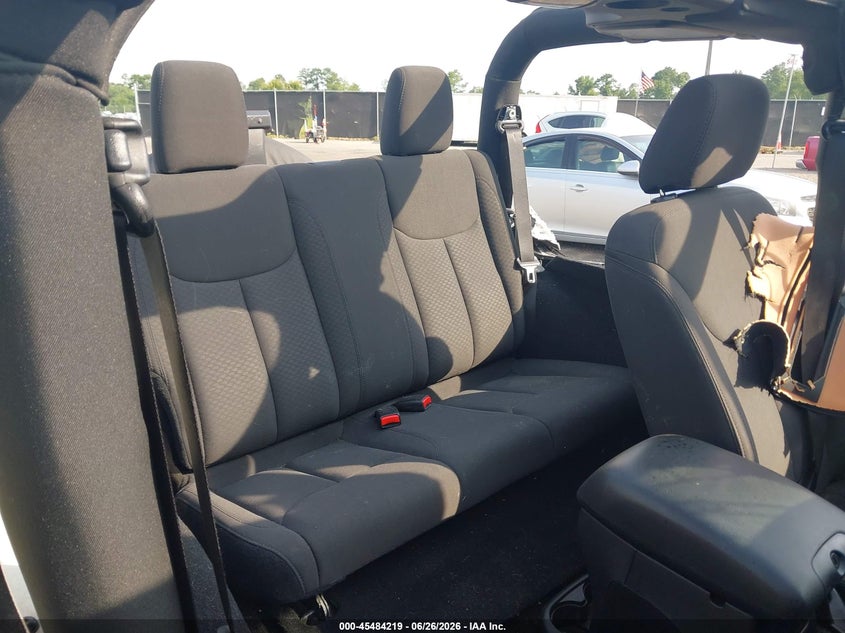 2018 Jeep Wrangler / VIN 1C4GJWAGXJL924066 IAAI salvage auction — ROLLOVER, Salvage (South Carolina), sold $1,700 on 2026-07-24 (photo 8)