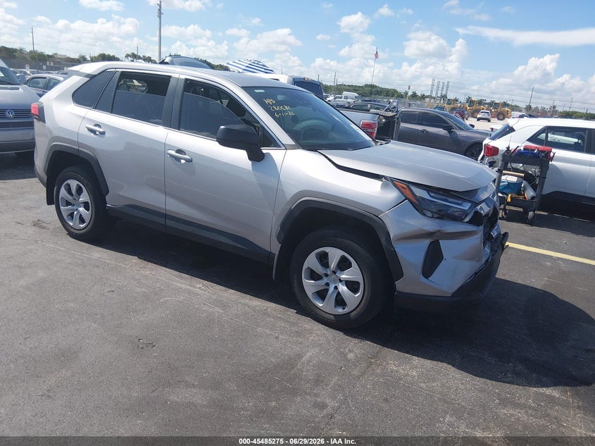 2024 Toyota Rav 4 VIN 2T3H1RFV0RC280584 IAAI salvage auction — FRONT END, Rebuildable (Florida), sold $8,700 on 2026-07-31 (photo 1)