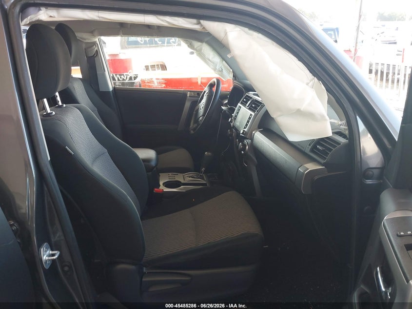 2022 Toyota 4runner VIN JTEEU5JR6N5252572 IAAI salvage auction — ROLLOVER, Rebuildable (Florida), sold $6,500 on 2026-07-29 (photo 5)