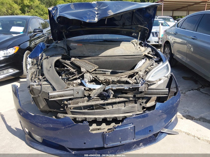 2017 Tesla Model s VIN 5YJSA1E18HF228421 IAAI salvage auction — NORMAL WEAR, Original (Texas), sold $2,200 on 2026-07-27 (photo 6)