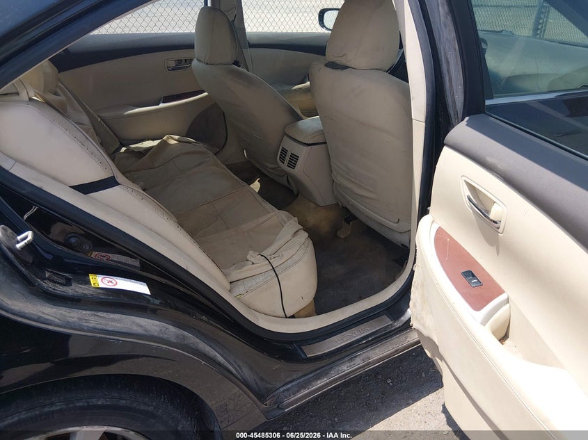 2011 Lexus ES VIN JTHBK1EG3B2421005 IAAI salvage auction — NORMAL WEAR, Clear (Louisiana), sold $1,050 on 2026-07-29 (photo 8)