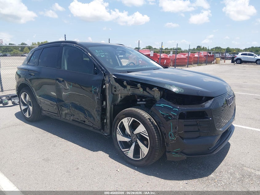 2025 Audi Q6 VIN WA124BGF1SA044731 IAAI salvage auction — SIDE, Salvage Title, sold $25,000 on 2026-08-21 (photo 1)