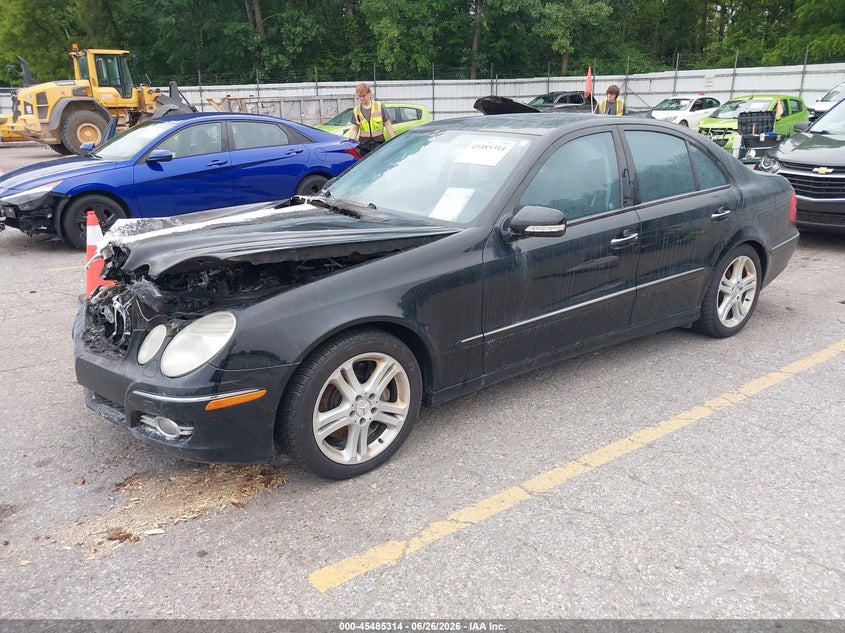 2007 Mercedes-benz E-class VIN WDBUF56X97B064391 IAAI salvage auction — Burn Engine, Clear (Michigan), sold $225 on 2026-08-03 (photo 2)