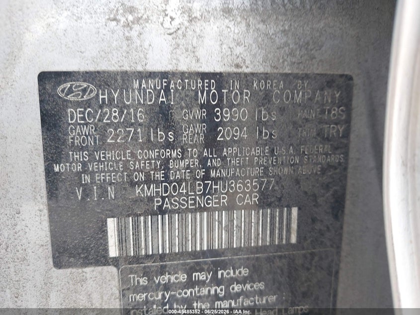 2017 Hyundai Elantra VIN KMHD04LB7HU363577 IAAI salvage auction — NORMAL WEAR, Clear (Connecticut), sold $1,450 on 2026-07-09 (photo 9)