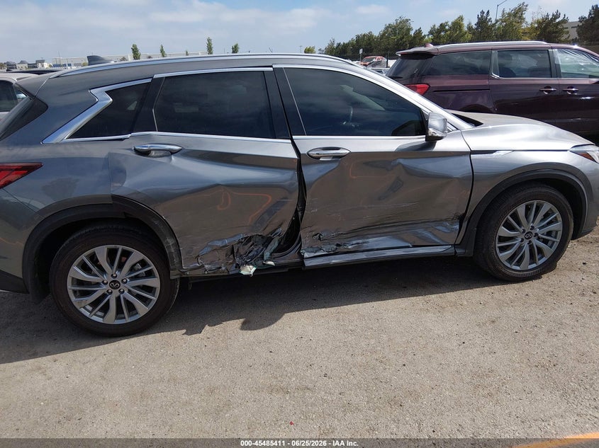 2023 Infiniti Qx50 VIN 3PCAJ5BA6PF119929 IAAI salvage auction — RIGHT SIDE, Salvage Title, sold $9,250 on 2026-08-17 (photo 6)