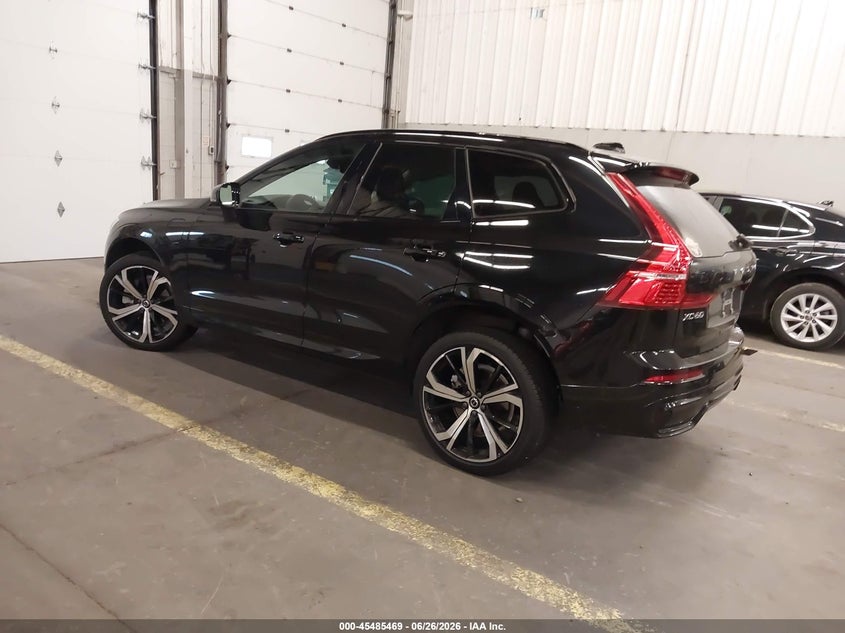 2024 Volvo Xc60 VIN YV4H60DM7R1842045 IAAI salvage auction — RIGHT FRONT, Salvage Title, sold $26,450 on 2026-09-14 (photo 3)