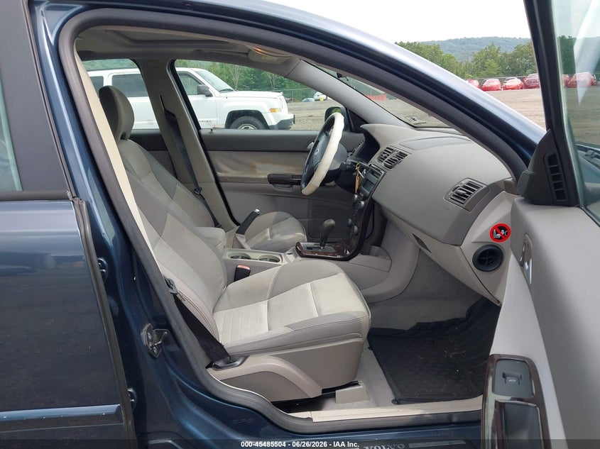 2007 Volvo S40 VIN YV1MS382572314934 IAAI salvage auction — FRONT END, Salvage (Idaho), sold $325 on 2026-07-16 (photo 5)
