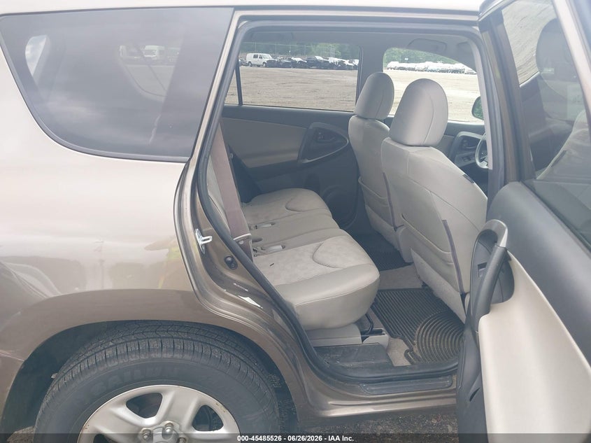 2009 Toyota Rav4 VIN JTMBF33V695010998 IAAI salvage auction — REAR END, Clear (Massachusetts), sold $2,800 on 2026-07-17 (photo 8)
