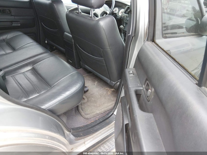2001 Nissan Pathfinder VIN JN8DR09Y31W603656 IAAI salvage auction — NORMAL WEAR, Affidavit In Lieu Of Title (Washington), sold $825 on 2026-07-08 (photo 8)