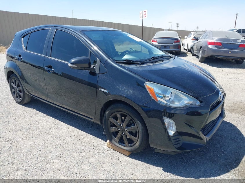 2016 Toyota Prius c VIN JTDKDTB38G1122082 IAAI salvage auction — SIDE, Salvage Title, sold $3,225 on 2026-07-16 (photo 1)