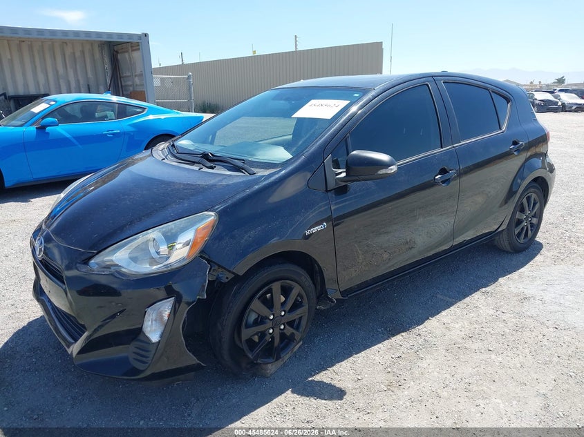 2016 Toyota Prius c VIN JTDKDTB38G1122082 IAAI salvage auction — SIDE, Salvage Title, sold $3,225 on 2026-07-16 (photo 2)
