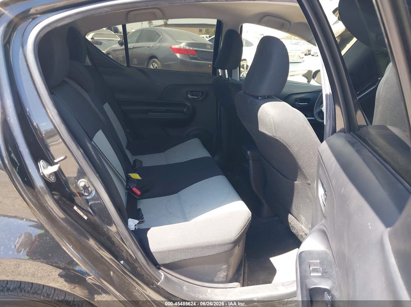 2016 Toyota Prius c VIN JTDKDTB38G1122082 IAAI salvage auction — SIDE, Salvage Title, sold $3,225 on 2026-07-16 (photo 8)