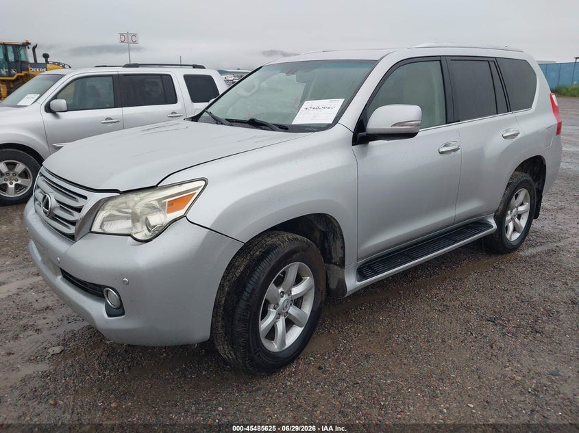 2011 Lexus Gx 460 VIN JTJBM7FX9B5022799 IAAI salvage auction — NORMAL WEAR, Clear (Washington), sold $5,700 on 2026-07-22 (photo 2)
