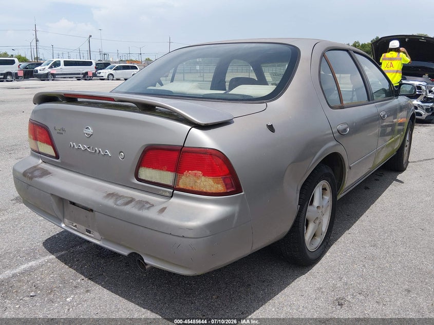 1999 Nissan Maxima VIN JN1CA21D5XT217384 IAAI salvage auction — NORMAL WEAR, Clear (Louisiana), sold $325 on 2026-07-29 (photo 4)