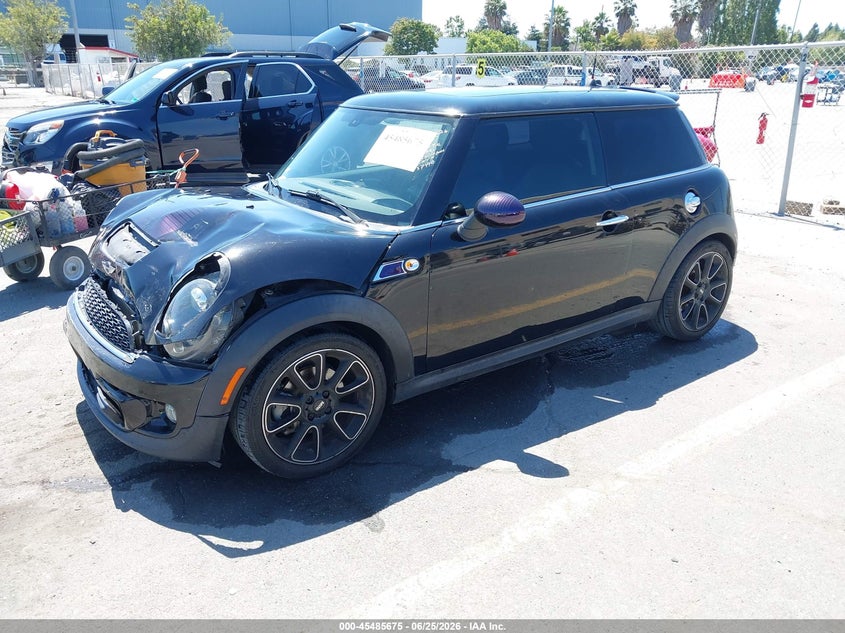 2013 Mini Hard top VIN WMWSV3C55DT394082 IAAI salvage auction — FRONT END, Salvage (California), sold $575 on 2026-08-05 (photo 2)