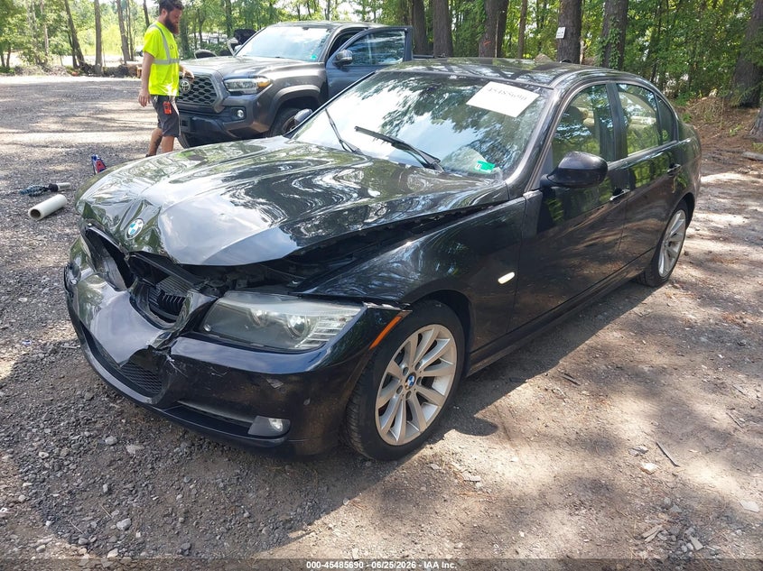 2011 BMW 3 series VIN WBAPH7G5XBNM56396 IAAI salvage auction — FRONT END, Clear (Virginia), sold $300 on 2026-07-28 (photo 2)