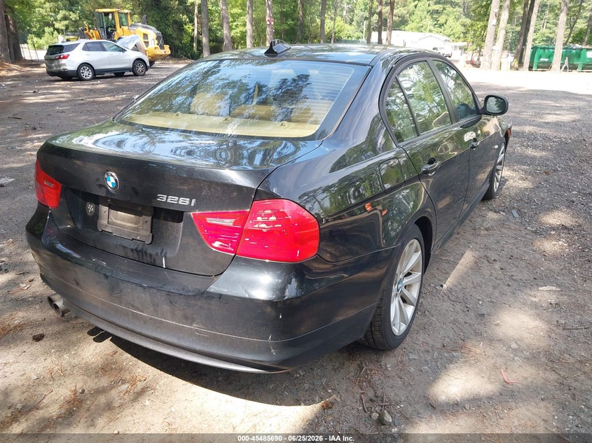 2011 BMW 3 series VIN WBAPH7G5XBNM56396 IAAI salvage auction — FRONT END, Clear (Virginia), sold $300 on 2026-07-28 (photo 4)