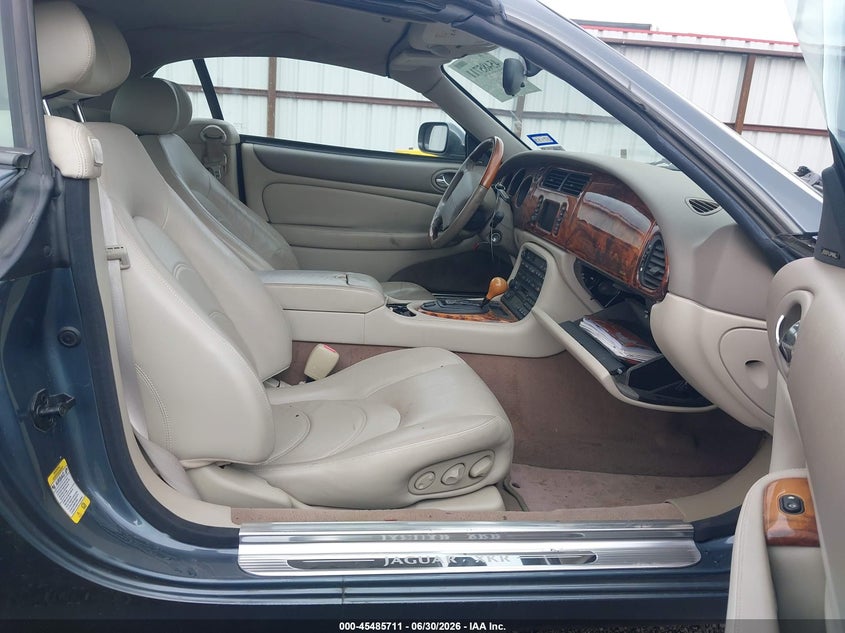 2001 Jaguar Xk series VIN SAJDA42B81PA16397 IAAI salvage auction — NORMAL WEAR, Clear (Washington), sold $2,275 on 2026-07-21 (photo 5)