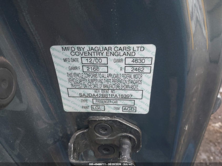 2001 Jaguar Xk series VIN SAJDA42B81PA16397 IAAI salvage auction — NORMAL WEAR, Clear (Washington), sold $2,275 on 2026-07-21 (photo 9)
