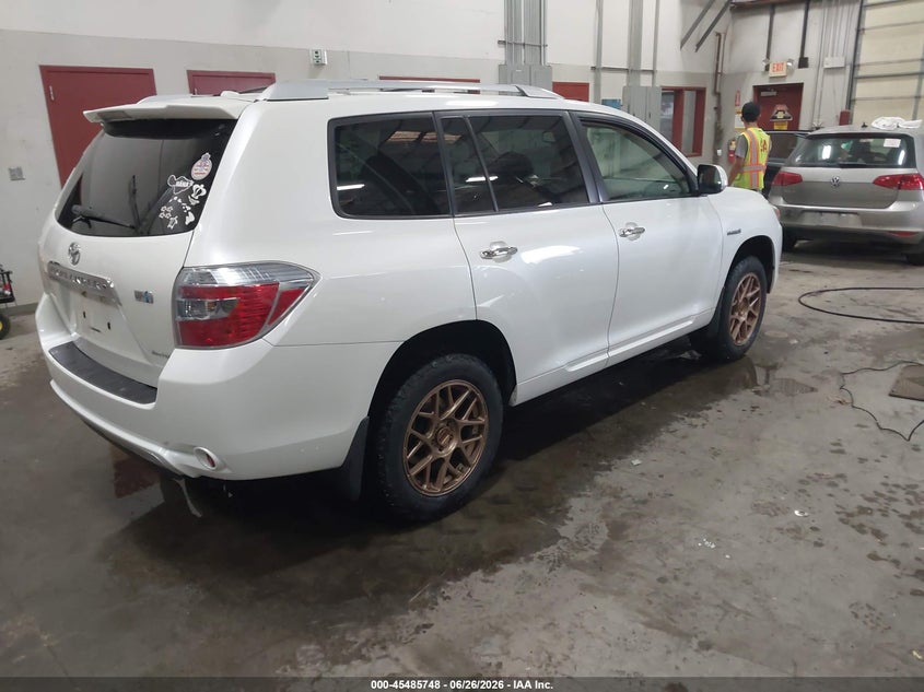 2010 Toyota Highlander hybrid VIN JTEJW3EH4A2047438 IAAI salvage auction — RIGHT FRONT, Salvage (Idaho), sold $1,350 on 2026-07-24 (photo 4)