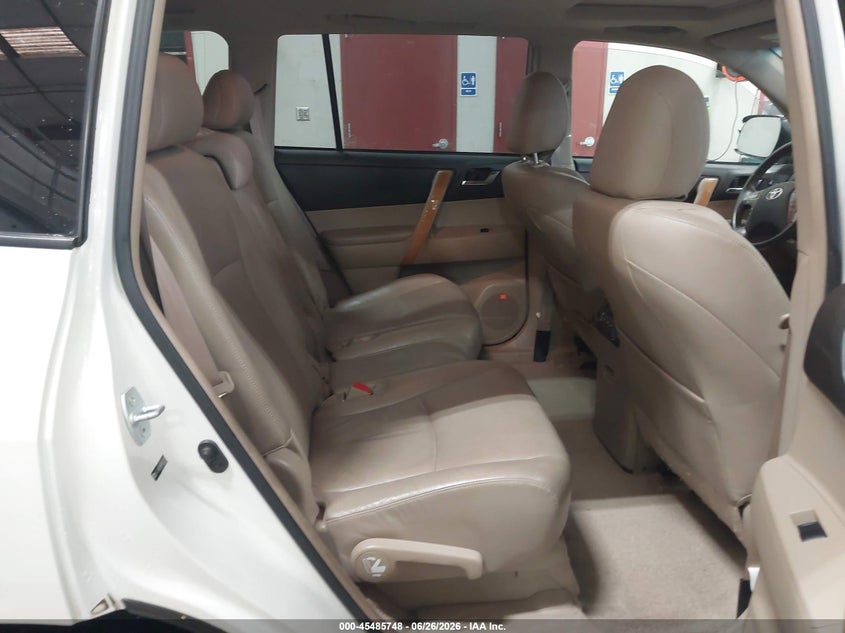 2010 Toyota Highlander hybrid VIN JTEJW3EH4A2047438 IAAI salvage auction — RIGHT FRONT, Salvage (Idaho), sold $1,350 on 2026-07-24 (photo 8)