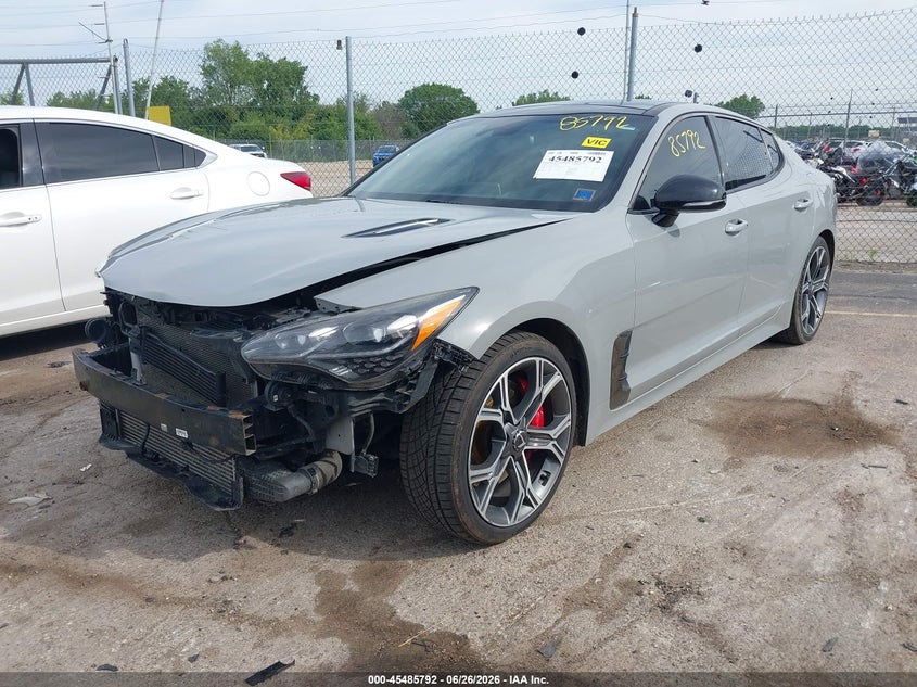 2018 Kia Stinger VIN KNAE55LC7J6024379 IAAI salvage auction — RIGHT FRONT, Clear (Wisconsin), sold $3,550 on 2026-07-09 (photo 2)