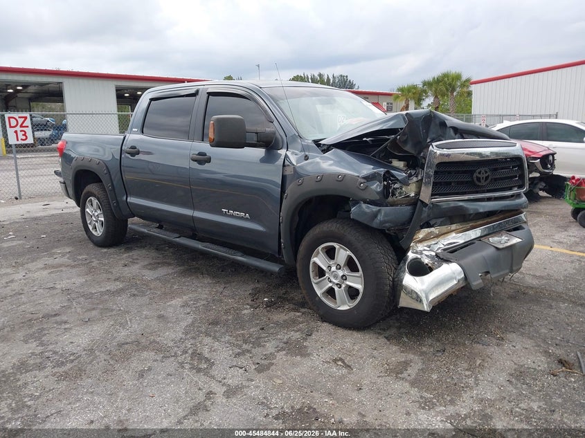 2008 Toyota Tundra VIN 5TFDV54108X055862 IAAI salvage auction — FRONT END, Rebuildable (Florida), sold $4,250 on 2026-07-11 (photo 1)