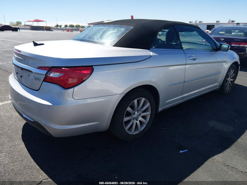 2012 Chrysler 200 VIN 1C3BCBEG0CN291449 IAAI salvage auction — FRONT END, Clear (Nevada), sold $450 on 2026-07-26 (photo 4)