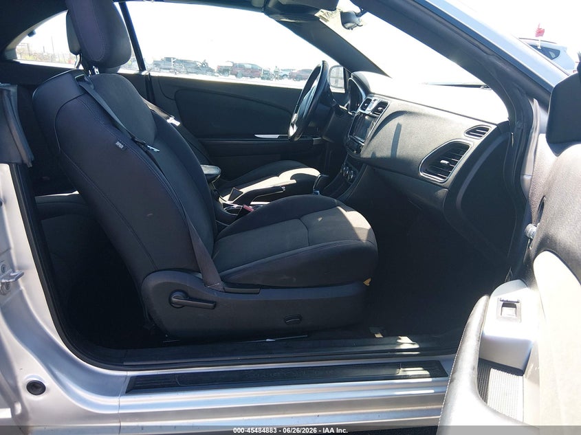 2012 Chrysler 200 VIN 1C3BCBEG0CN291449 IAAI salvage auction — FRONT END, Clear (Nevada), sold $450 on 2026-07-26 (photo 5)