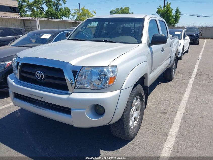2006 Toyota Tacoma VIN 5TEJU62N16Z192686 IAAI salvage auction — FRONT END, Salvage Title - Dealer (California), sold $8,600 on 2026-07-15 (photo 2)