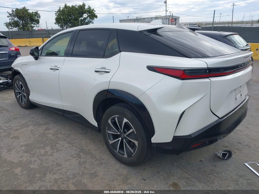 2024 Lexus Rz VIN JTJABABB5RA000924 IAAI salvage auction — FRONT END, Wait Title, sold $15,200 on 2026-08-27 (photo 3)