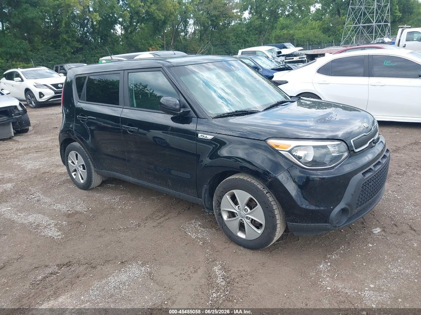 2016 Kia Soul VIN KNDJN2A21G7324772 IAAI salvage auction — NORMAL WEAR, Clear (Indiana), sold $350 on 2026-07-15 (photo 1)