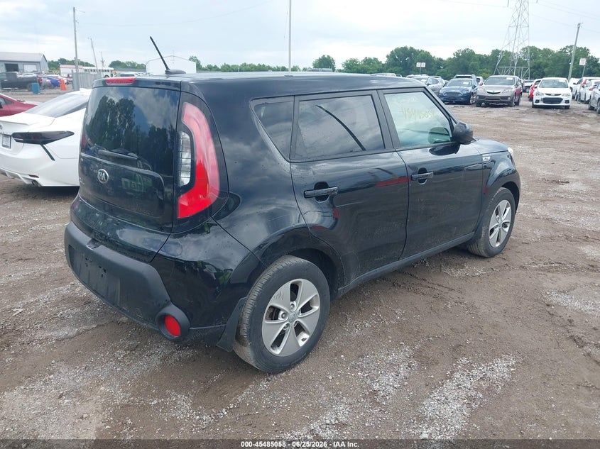 2016 Kia Soul VIN KNDJN2A21G7324772 IAAI salvage auction — NORMAL WEAR, Clear (Indiana), sold $350 on 2026-07-15 (photo 4)