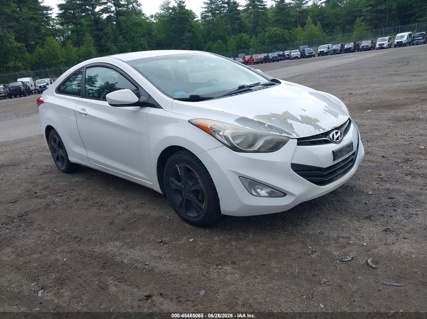 2013 Hyundai Elantra VIN KMHDH6AE1DU004883 IAAI salvage auction — NORMAL WEAR, Clear (Massachusetts), sold $400 on 2026-07-24 (photo 1)