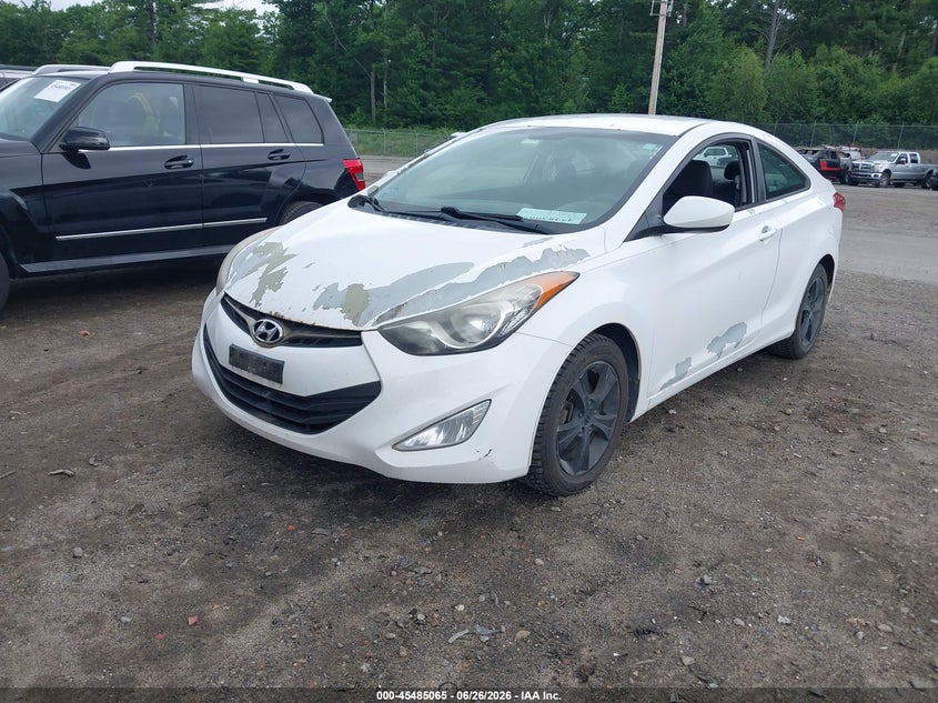 2013 Hyundai Elantra VIN KMHDH6AE1DU004883 IAAI salvage auction — NORMAL WEAR, Clear (Massachusetts), sold $400 on 2026-07-24 (photo 2)