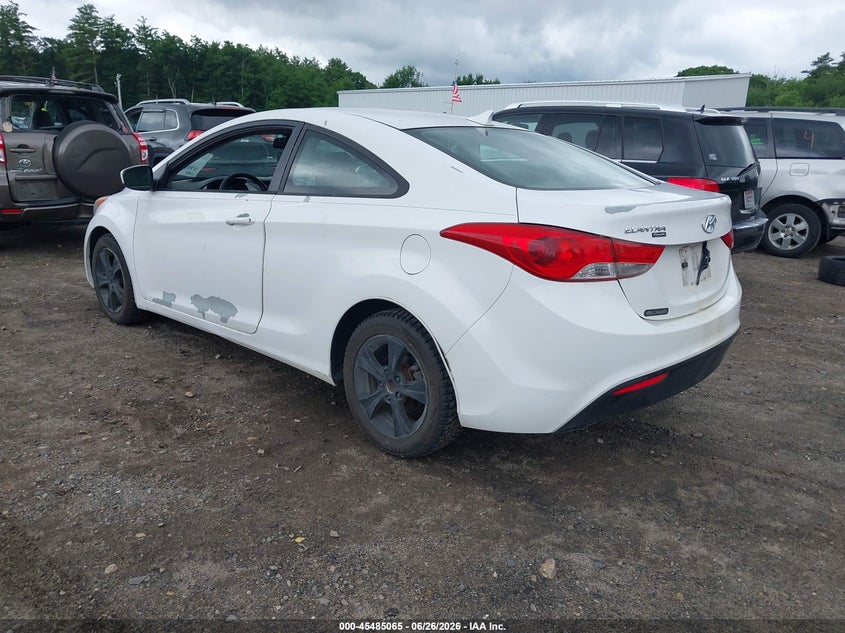 2013 Hyundai Elantra VIN KMHDH6AE1DU004883 IAAI salvage auction — NORMAL WEAR, Clear (Massachusetts), sold $400 on 2026-07-24 (photo 3)
