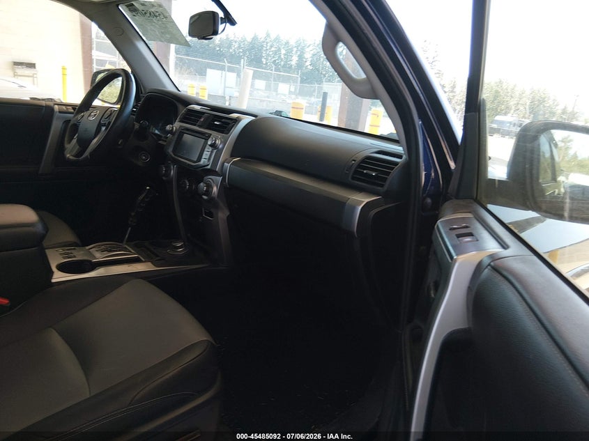 2018 Toyota 4runner VIN JTEBU5JR9J5492549 IAAI salvage auction — LEFT FRONT, Bill Of Sale (Washington), sold $10,800 on 2026-07-25 (photo 5)
