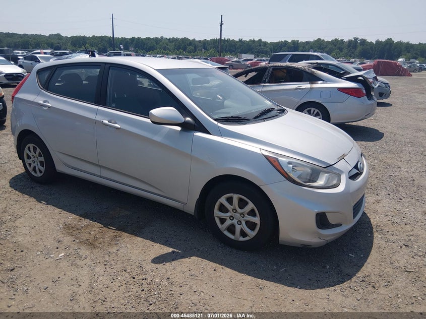 2012 Hyundai Accent VIN KMHCT5AE1CU044075 IAAI salvage auction — NORMAL WEAR, Clear (Delaware), sold $750 on 2026-07-27 (photo 1)