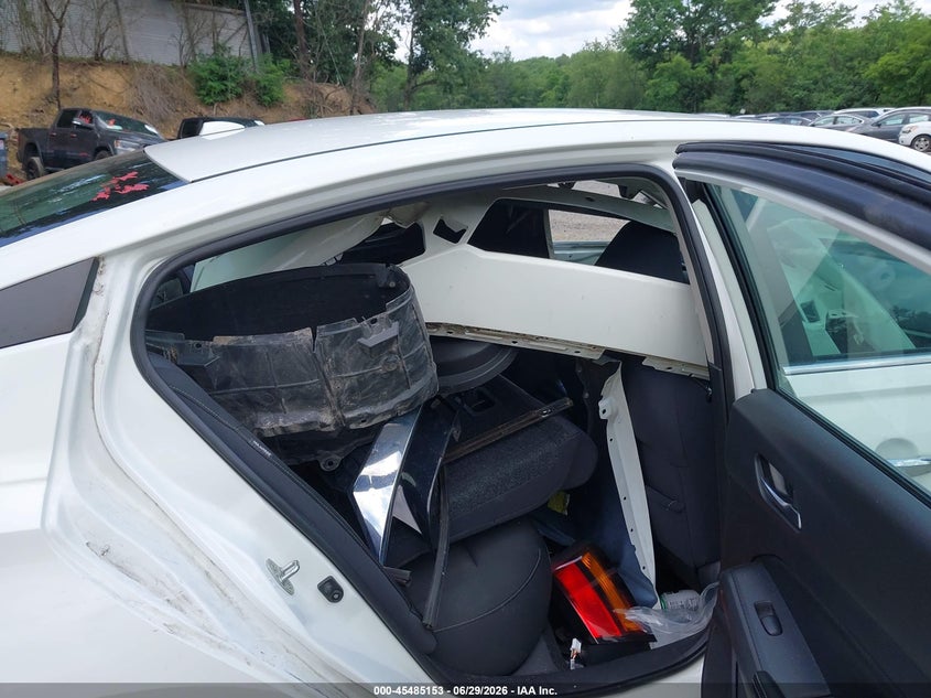 2019 Nissan Altima VIN 1N4BL4BV3KC128224 IAAI salvage auction — FRONT & REAR, Salvage (Pennsylvania), sold $2,300 on 2026-07-10 (photo 8)