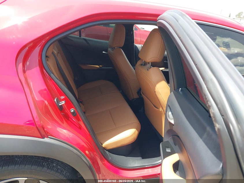 2021 Lexus Ux VIN JTHP9JBH4M2037459 IAAI salvage auction — FRONT END, Salvage Title, sold $10,900 on 2026-09-08 (photo 8)