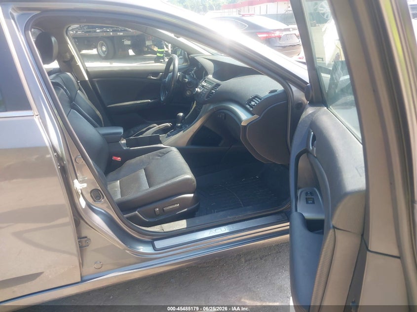 2010 Acura Tsx VIN JH4CU2F69AC028113 IAAI salvage auction — NORMAL WEAR, Clear (Maryland), sold $750 on 2026-07-30 (photo 5)