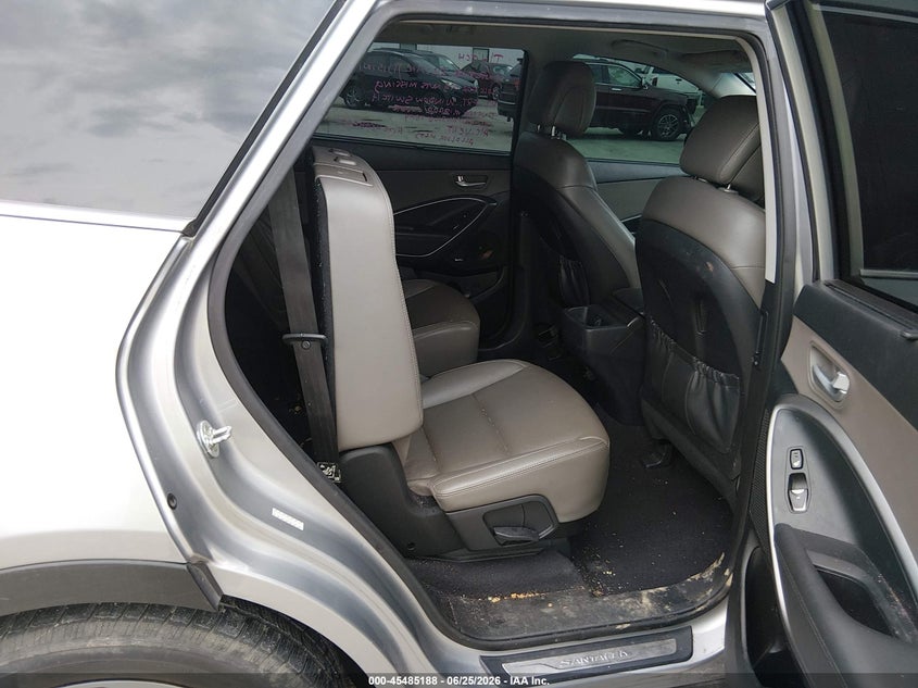 2017 Hyundai Santa fe VIN KM8SRDHFXHU234029 IAAI salvage auction — UNKNOWN, Salvage (Missouri), sold $3,300 on 2026-08-02 (photo 8)