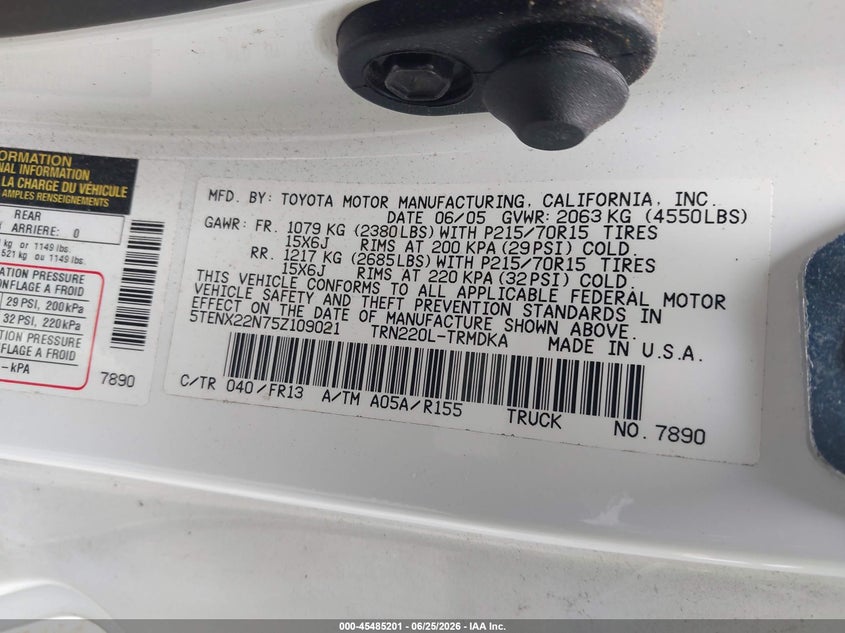 2005 Toyota Tacoma VIN 5TENX22N75Z109021 IAAI salvage auction — NORMAL WEAR, Clear (Virginia), sold $3,150 on 2026-07-14 (photo 9)
