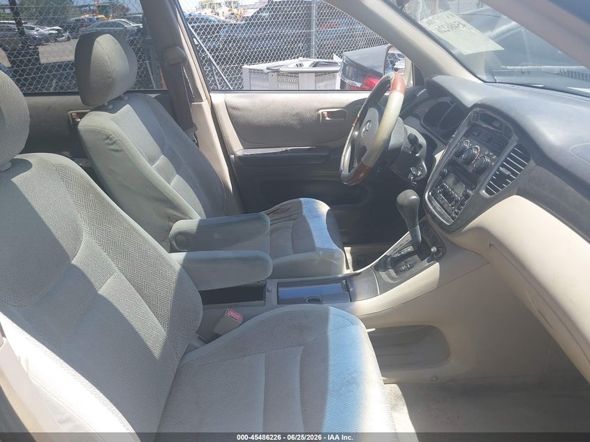 2002 Toyota Highlander VIN JTEGF21A820044861 IAAI salvage auction — NORMAL WEAR, Clear - Dealer Only (California), sold $900 on 2026-07-07 (photo 5)