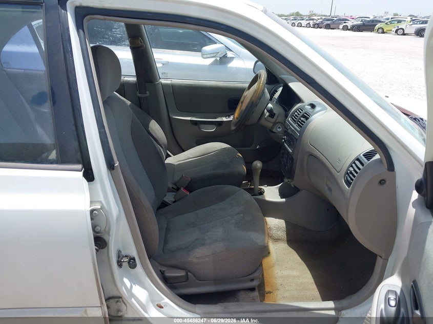 2000 Hyundai Accent VIN KMHCG45G4YU081011 IAAI salvage auction — NORMAL WEAR, Original (Texas), sold $225 on 2026-07-20 (photo 5)